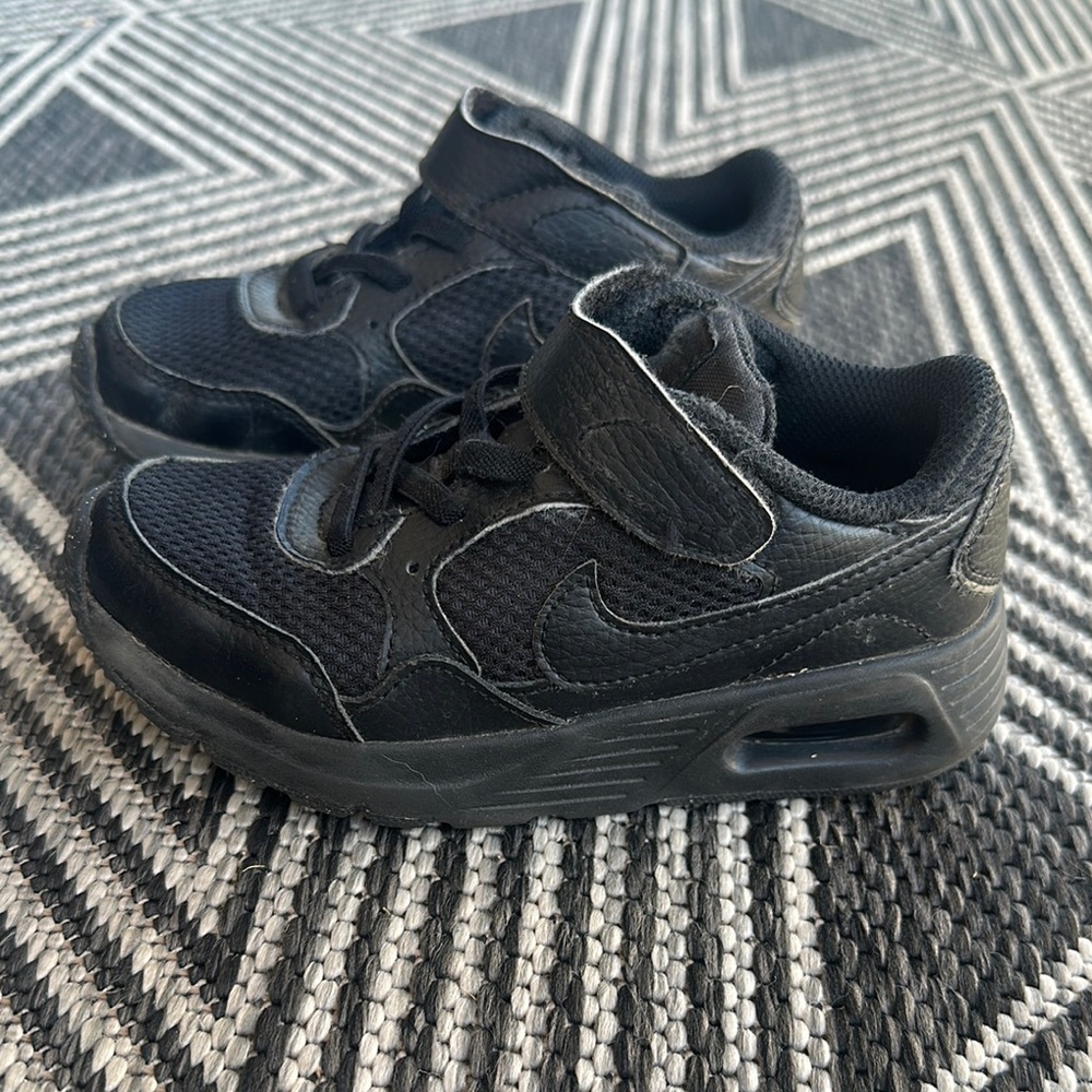 Toddler Black Nike Air Max Sneakers Size 11